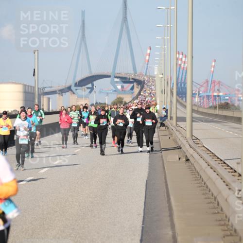 03.10.2025 - Köhlbrandbrückenlauf Jannik Wohlers http://msf.ph/oto/9101351 03.10.2025 10:03:46 Position 3  meine-sportfotos.de