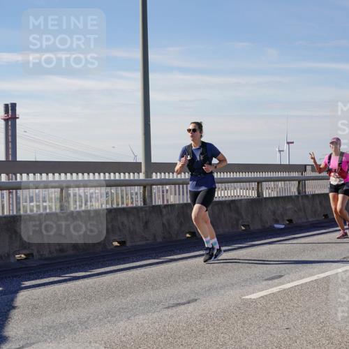 03.10.2025 - Köhlbrandbrückenlauf Michael Burmester http://msf.ph/oto/9101376 03.10.2025 12:46:45 Position 2  meine-sportfotos.de