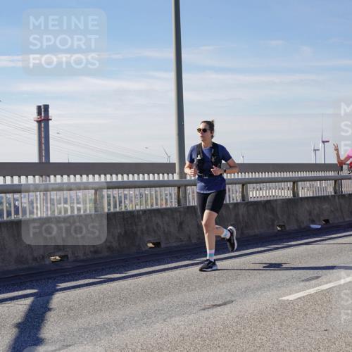 03.10.2025 - Köhlbrandbrückenlauf Michael Burmester http://msf.ph/oto/9101394 03.10.2025 12:46:45 Position 2  meine-sportfotos.de