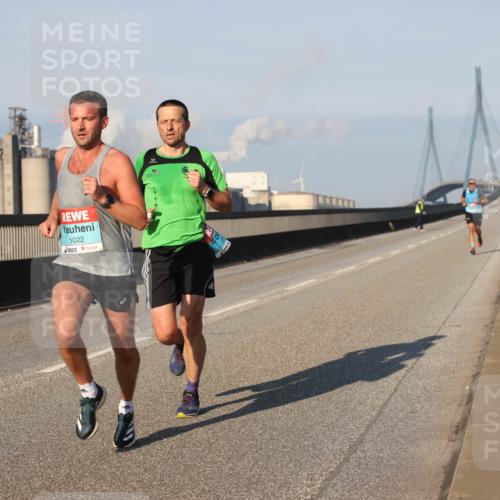 03.10.2025 - Köhlbrandbrückenlauf Lena Gebhardt http://msf.ph/oto/9101401 03.10.2025 09:36:35 Position 2 1022 meine-sportfotos.de