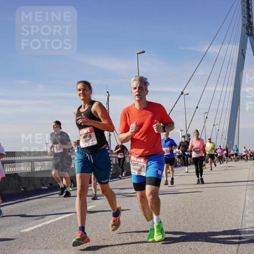03.10.2025 - Köhlbrandbrückenlauf Michael Burmester http://msf.ph/oto/9101562 03.10.2025 12:46:53 Position 2 4999, 4683 meine-sportfotos.de