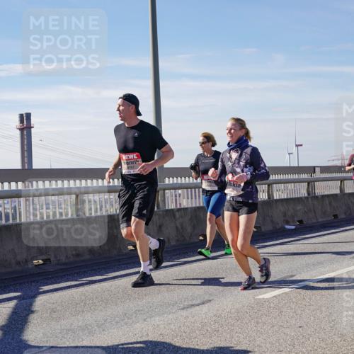 03.10.2025 - Köhlbrandbrückenlauf Michael Burmester http://msf.ph/oto/9101583 03.10.2025 12:46:54 Position 2 4787, 4998 meine-sportfotos.de