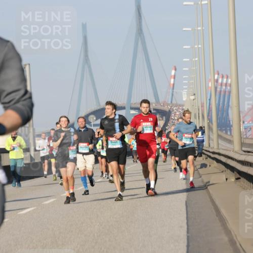03.10.2025 - Köhlbrandbrückenlauf Jannik Wohlers http://msf.ph/oto/9101619 03.10.2025 09:49:05 Position 3 1334, 19 meine-sportfotos.de