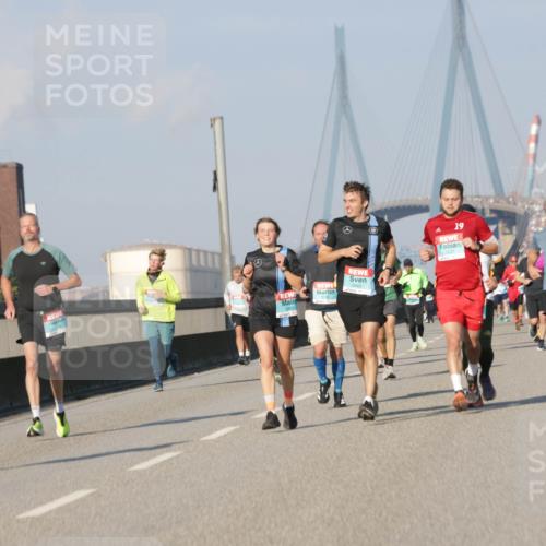 03.10.2025 - Köhlbrandbrückenlauf Jannik Wohlers http://msf.ph/oto/9101658 03.10.2025 09:49:06 Position 3 3462, 19 meine-sportfotos.de