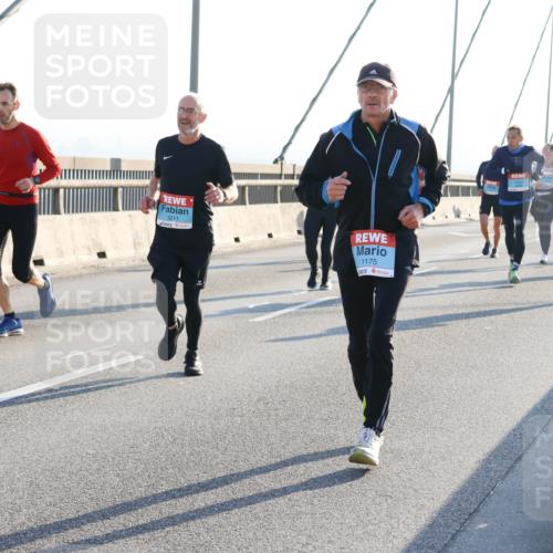 03.10.2025 - Köhlbrandbrückenlauf Strokosch-Dieckow http://msf.ph/oto/9101671 03.10.2025 09:21:53 Position 1 3211, 1175 meine-sportfotos.de