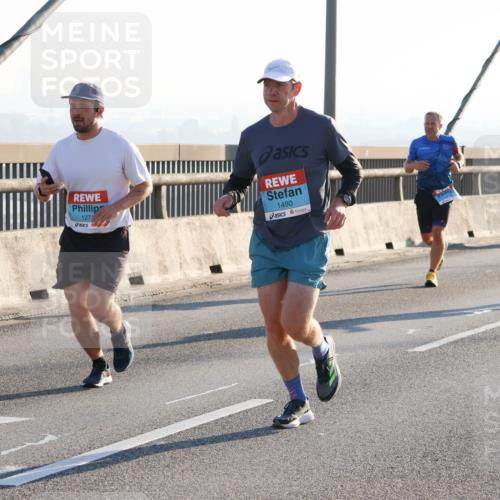 03.10.2025 - Köhlbrandbrückenlauf Strokosch-Dieckow http://msf.ph/oto/9101698 03.10.2025 09:22:03 Position 1 1271, 1490 meine-sportfotos.de