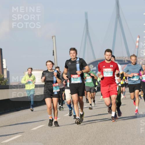 03.10.2025 - Köhlbrandbrückenlauf Jannik Wohlers http://msf.ph/oto/9101699 03.10.2025 09:49:08 Position 3 3462, 19, 3521 meine-sportfotos.de