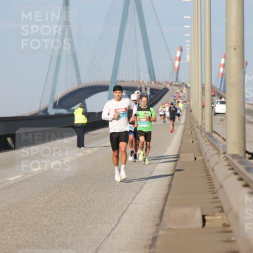 03.10.2025 - Köhlbrandbrückenlauf Lena Gebhardt http://msf.ph/oto/9101706 03.10.2025 09:36:59 Position 2  meine-sportfotos.de