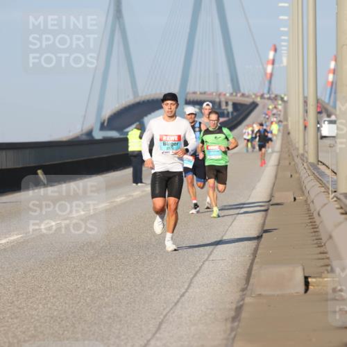 03.10.2025 - Köhlbrandbrückenlauf Lena Gebhardt http://msf.ph/oto/9101733 03.10.2025 09:37:01 Position 2 2176, 777 meine-sportfotos.de
