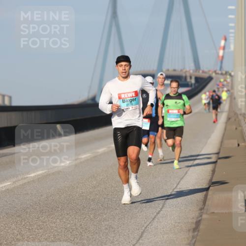 03.10.2025 - Köhlbrandbrückenlauf Lena Gebhardt http://msf.ph/oto/9101779 03.10.2025 09:37:02 Position 2 2176, 7777 meine-sportfotos.de