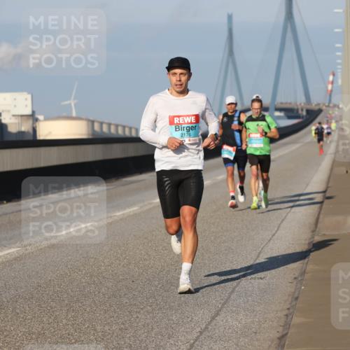 03.10.2025 - Köhlbrandbrückenlauf Lena Gebhardt http://msf.ph/oto/9101854 03.10.2025 09:37:05 Position 2 2176 meine-sportfotos.de