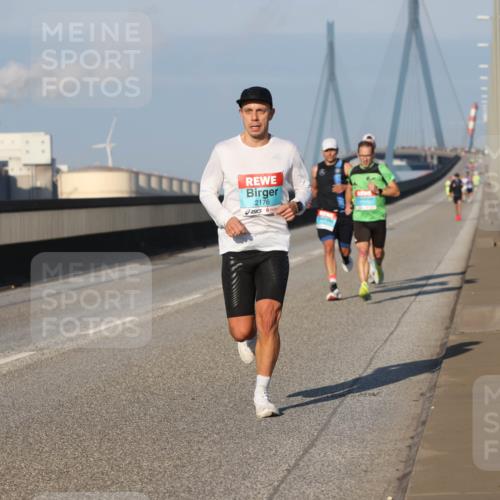 03.10.2025 - Köhlbrandbrückenlauf Lena Gebhardt http://msf.ph/oto/9101864 03.10.2025 09:37:05 Position 2 2176 meine-sportfotos.de