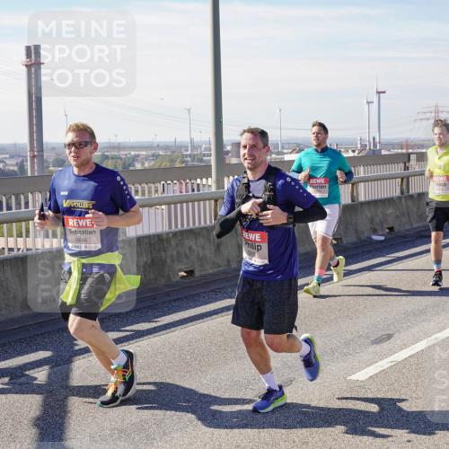 03.10.2025 - Köhlbrandbrückenlauf Michael Burmester http://msf.ph/oto/9101872 03.10.2025 12:47:07 Position 2 6686, 5218 meine-sportfotos.de