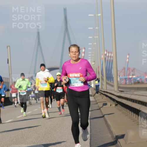 03.10.2025 - Köhlbrandbrückenlauf Jannik Wohlers http://msf.ph/oto/9101962 03.10.2025 09:49:17 Position 3 1836, 3766 meine-sportfotos.de