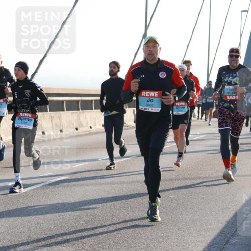 03.10.2025 - Köhlbrandbrückenlauf Strokosch-Dieckow http://msf.ph/oto/9101993 03.10.2025 09:22:33 Position 1 2, 2760, 3403 meine-sportfotos.de