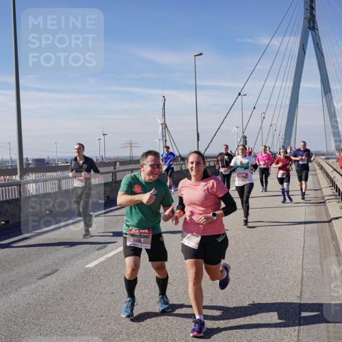 03.10.2025 - Köhlbrandbrückenlauf Michael Burmester http://msf.ph/oto/9102108 03.10.2025 12:47:15 Position 2  meine-sportfotos.de