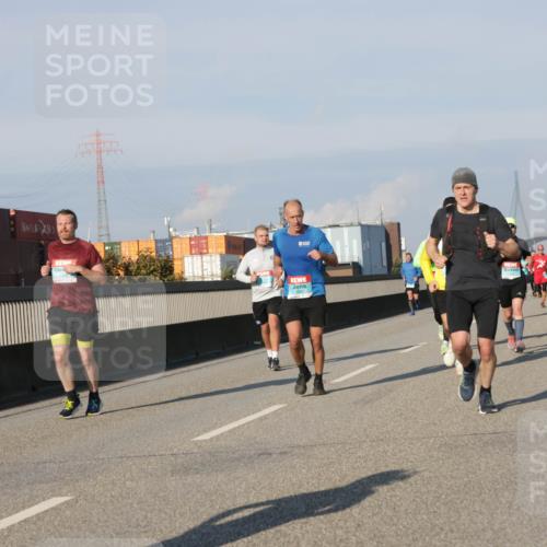 03.10.2025 - Köhlbrandbrückenlauf Jannik Wohlers http://msf.ph/oto/9102127 03.10.2025 09:49:23 Position 3 1543 meine-sportfotos.de