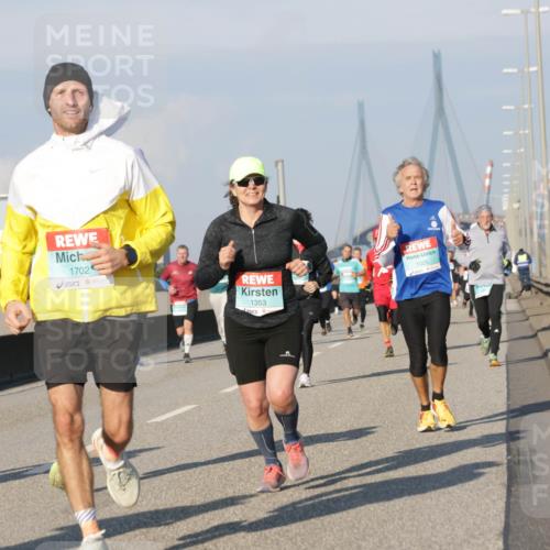 03.10.2025 - Köhlbrandbrückenlauf Jannik Wohlers http://msf.ph/oto/9102180 03.10.2025 09:49:25 Position 3 1702, 1353, 1025 meine-sportfotos.de