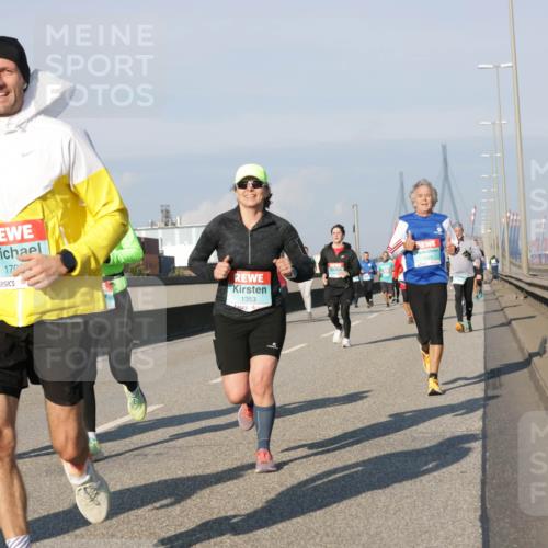 03.10.2025 - Köhlbrandbrückenlauf Jannik Wohlers http://msf.ph/oto/9102257 03.10.2025 09:49:26 Position 3 3802, 170, 1353 meine-sportfotos.de