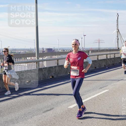 03.10.2025 - Köhlbrandbrückenlauf Michael Burmester http://msf.ph/oto/9102315 03.10.2025 12:47:22 Position 2 5029, 4474 meine-sportfotos.de