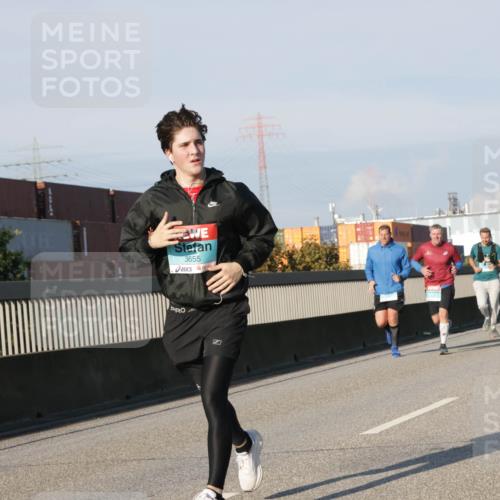 03.10.2025 - Köhlbrandbrückenlauf Jannik Wohlers http://msf.ph/oto/9102400 03.10.2025 09:49:31 Position 3 3655, 1073 meine-sportfotos.de