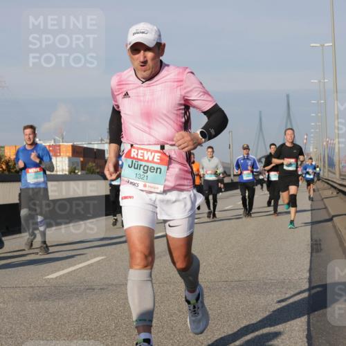 03.10.2025 - Köhlbrandbrückenlauf Jannik Wohlers http://msf.ph/oto/9102524 03.10.2025 09:49:35 Position 3 1321 meine-sportfotos.de