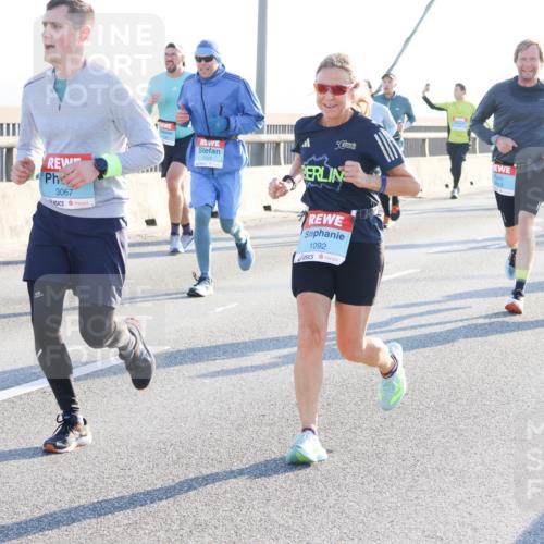 03.10.2025 - Köhlbrandbrückenlauf Strokosch-Dieckow http://msf.ph/oto/9102552 03.10.2025 09:24:36 Position 1 3066, 3067, 1092 meine-sportfotos.de