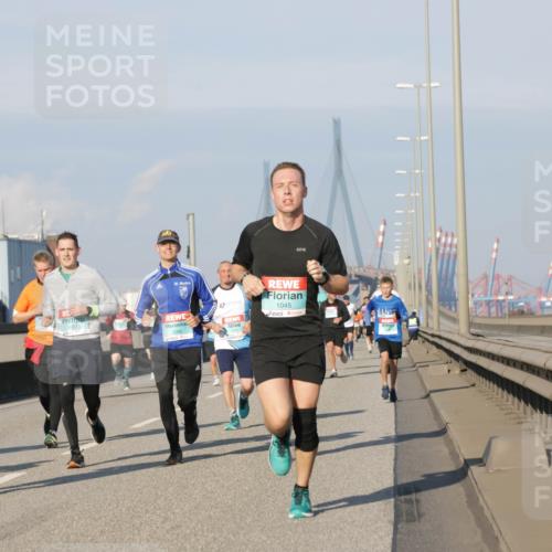 03.10.2025 - Köhlbrandbrückenlauf Jannik Wohlers http://msf.ph/oto/9102570 03.10.2025 09:49:37 Position 3 1141, 1045, 2 meine-sportfotos.de