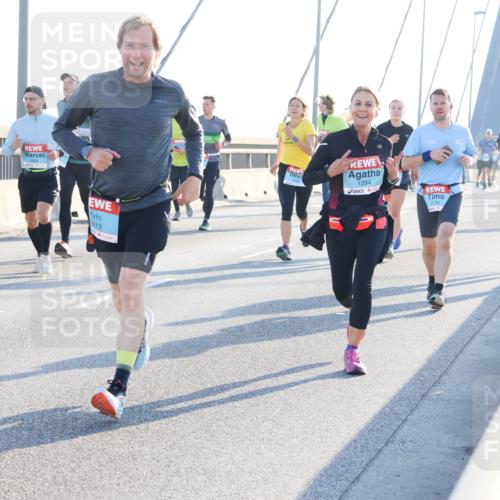 03.10.2025 - Köhlbrandbrückenlauf Strokosch-Dieckow http://msf.ph/oto/9102591 03.10.2025 09:24:38 Position 1 813, 1294, 2732, 1134 meine-sportfotos.de