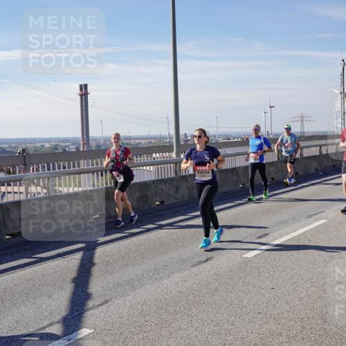 03.10.2025 - Köhlbrandbrückenlauf Michael Burmester http://msf.ph/oto/9102647 03.10.2025 12:47:30 Position 2  meine-sportfotos.de