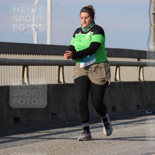 03.10.2025 - Köhlbrandbrückenlauf Strokosch-Dieckow http://msf.ph/oto/9102655 03.10.2025 10:09:12 Position 2 3623 meine-sportfotos.de