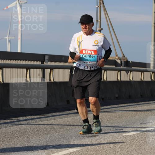 03.10.2025 - Köhlbrandbrückenlauf Strokosch-Dieckow http://msf.ph/oto/9102690 03.10.2025 10:09:15 Position 2 2425 meine-sportfotos.de