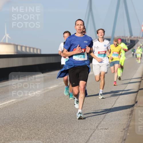 03.10.2025 - Köhlbrandbrückenlauf Lena Gebhardt http://msf.ph/oto/9102714 03.10.2025 09:37:41 Position 2 1032 meine-sportfotos.de