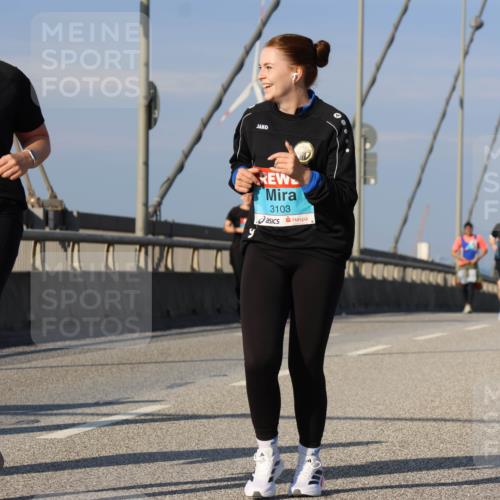 03.10.2025 - Köhlbrandbrückenlauf Strokosch-Dieckow http://msf.ph/oto/9102763 03.10.2025 10:09:31 Position 2 3103 meine-sportfotos.de