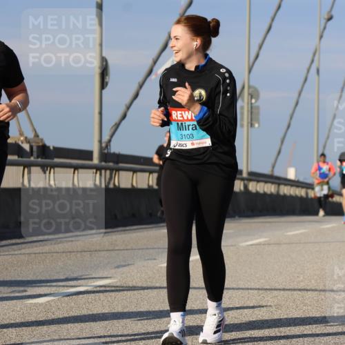 03.10.2025 - Köhlbrandbrückenlauf Strokosch-Dieckow http://msf.ph/oto/9102769 03.10.2025 10:09:31 Position 2 3103 meine-sportfotos.de