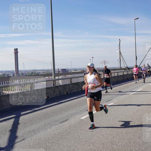 03.10.2025 - Köhlbrandbrückenlauf Michael Burmester http://msf.ph/oto/9102777 03.10.2025 12:47:35 Position 2  meine-sportfotos.de
