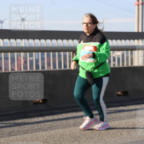03.10.2025 - Köhlbrandbrückenlauf Strokosch-Dieckow http://msf.ph/oto/9102782 03.10.2025 10:09:36 Position 2  meine-sportfotos.de