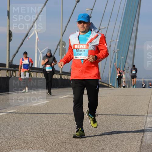 03.10.2025 - Köhlbrandbrückenlauf Strokosch-Dieckow http://msf.ph/oto/9102862 03.10.2025 10:09:49 Position 2 2306 meine-sportfotos.de