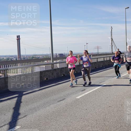 03.10.2025 - Köhlbrandbrückenlauf Michael Burmester http://msf.ph/oto/9102876 03.10.2025 12:47:39 Position 2  meine-sportfotos.de