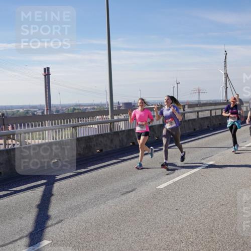 03.10.2025 - Köhlbrandbrückenlauf Michael Burmester http://msf.ph/oto/9102883 03.10.2025 12:47:39 Position 2  meine-sportfotos.de