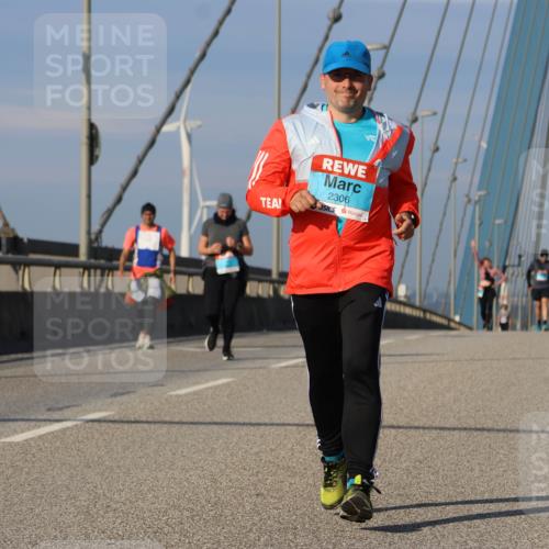 03.10.2025 - Köhlbrandbrückenlauf Strokosch-Dieckow http://msf.ph/oto/9102884 03.10.2025 10:09:49 Position 2 2306 meine-sportfotos.de