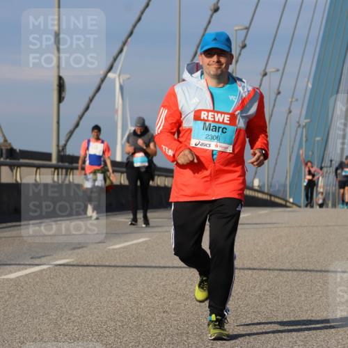 03.10.2025 - Köhlbrandbrückenlauf Strokosch-Dieckow http://msf.ph/oto/9102894 03.10.2025 10:09:49 Position 2 2306 meine-sportfotos.de