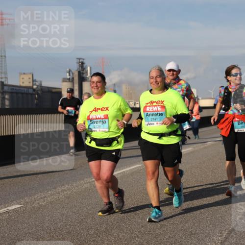 03.10.2025 - Köhlbrandbrückenlauf Lena Gebhardt http://msf.ph/oto/9102896 03.10.2025 10:12:05 Position 2 2738, 2741, 2600 meine-sportfotos.de