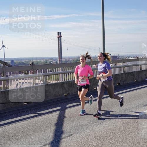 03.10.2025 - Köhlbrandbrückenlauf Michael Burmester http://msf.ph/oto/9102911 03.10.2025 12:47:40 Position 2  meine-sportfotos.de