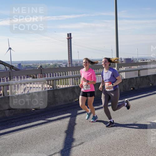 03.10.2025 - Köhlbrandbrückenlauf Michael Burmester http://msf.ph/oto/9102919 03.10.2025 12:47:40 Position 2  meine-sportfotos.de