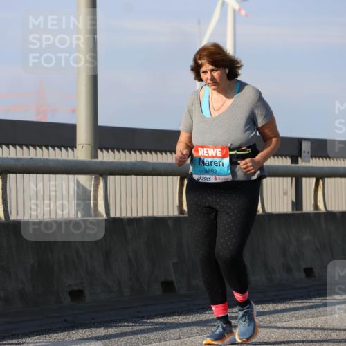 03.10.2025 - Köhlbrandbrückenlauf Strokosch-Dieckow http://msf.ph/oto/9102969 03.10.2025 10:10:53 Position 2 3692 meine-sportfotos.de