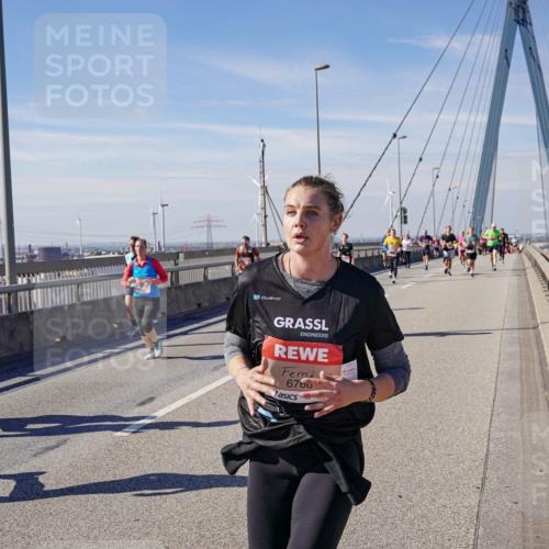 03.10.2025 - Köhlbrandbrückenlauf Michael Burmester http://msf.ph/oto/9103052 03.10.2025 12:47:44 Position 2 6760 meine-sportfotos.de