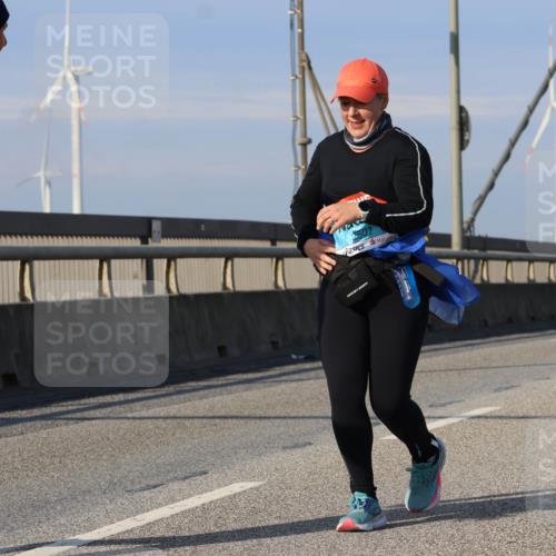 03.10.2025 - Köhlbrandbrückenlauf Strokosch-Dieckow http://msf.ph/oto/9103066 03.10.2025 10:11:05 Position 2  meine-sportfotos.de