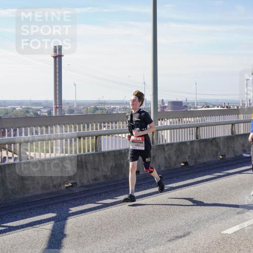 03.10.2025 - Köhlbrandbrückenlauf Michael Burmester http://msf.ph/oto/9103182 03.10.2025 12:47:51 Position 2  meine-sportfotos.de