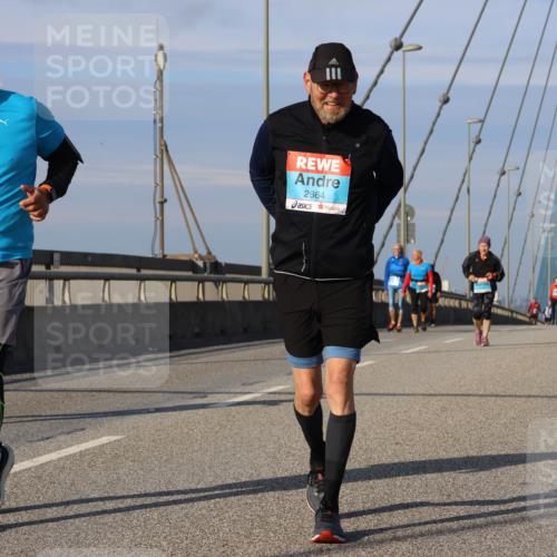 03.10.2025 - Köhlbrandbrückenlauf Strokosch-Dieckow http://msf.ph/oto/9103242 03.10.2025 10:12:10 Position 2 2647, 2664 meine-sportfotos.de